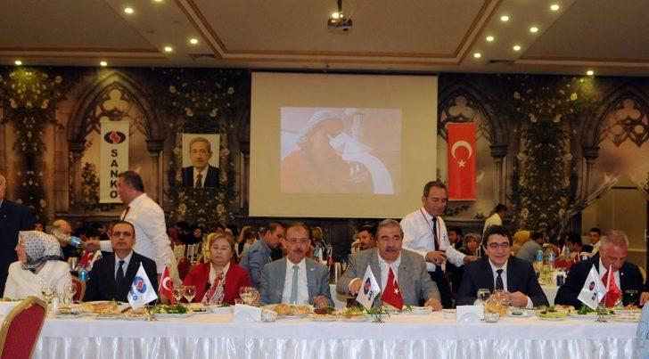 SANKO Üniversitesi ve SANKO Park AVM çalışanları iftarda buluştu G2