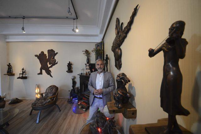Azeri heykeltıraşın eserleri, Türkiye'nin dört bir yanında