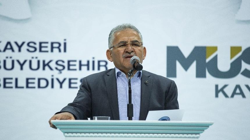 Başkan Büyükkılıç: “Türk Milleti Yetimin Elini Bırakmaz”