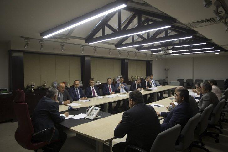 Başkan Büyükkılıç, ilçelerin taleplerini dinledi G1