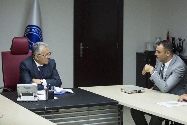 Başkan Büyükkılıç, ilçelerin taleplerini dinledi G3