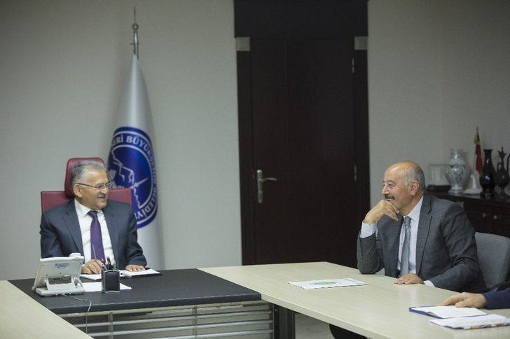 Başkan Büyükkılıç, ilçelerin taleplerini dinledi G5