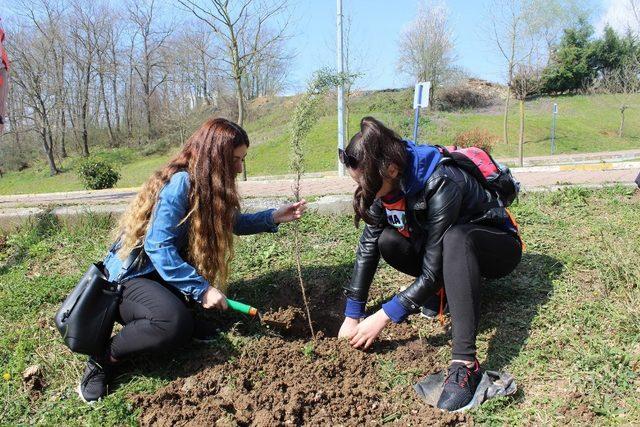 SAÜ’de ’Babam İçin Bir Fidan’ projesi gerçekleşti