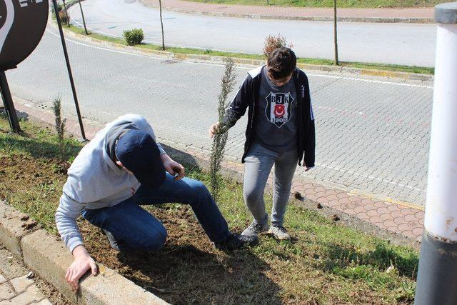 SAÜ’de ’Babam İçin Bir Fidan’ projesi gerçekleşti