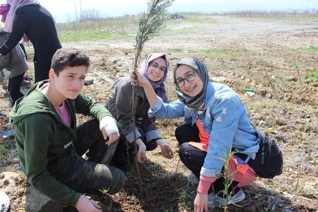 SAÜ’de ’Babam İçin Bir Fidan’ projesi gerçekleşti