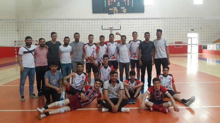 Muş yetiştirme yurdu spor kul&uuml;b&uuml; T&uuml;rkiye finallerinde