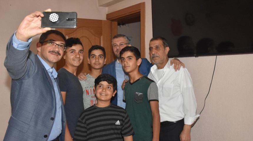 Başkan Çelik’ten çocuklara ’Okuyun’ tavsiyesi