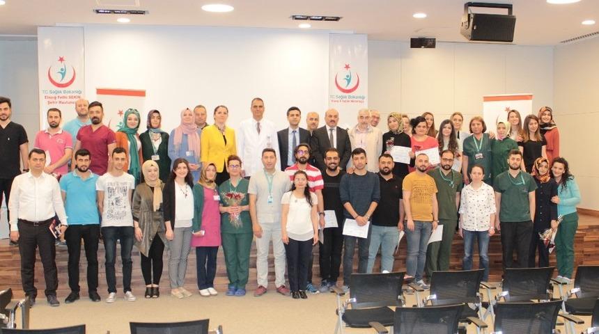 Elazığ&rsquo;da "Yoğun Bakım Hemşireliği Sertifikalı Eğitim"Programı tamamlandı