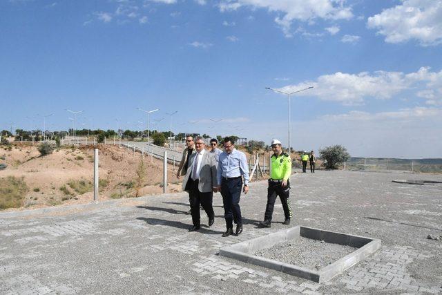 Kahta’da Halil İbrahim mesire alanı yaşam alanına dönüşüyor