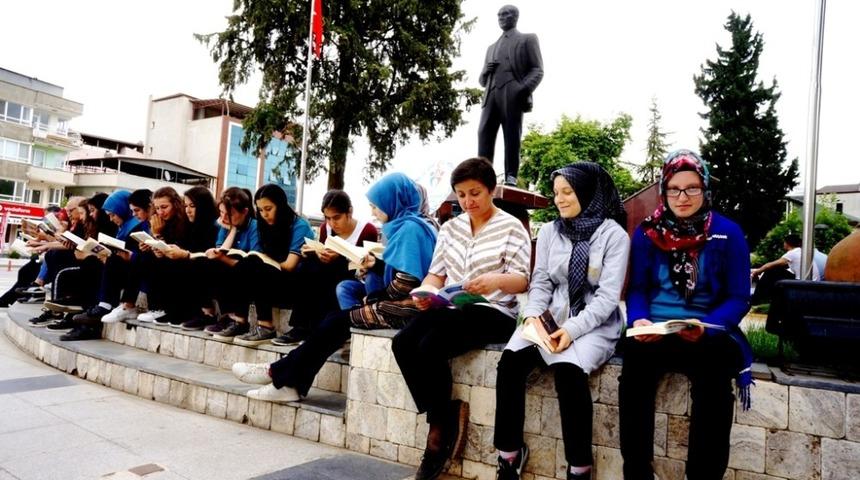 Sarıg&ouml;l&rsquo;de kitap okuma etkinliği