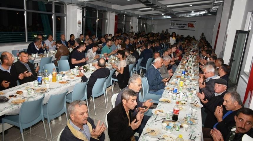 Şehit ailesi ve gaziler iftarda buluştu