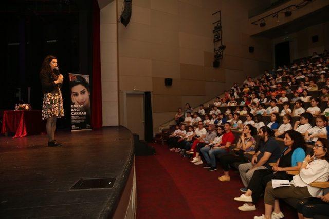 Nilüfer Belediyesi çocuklara kitap söyleşilerine devam ediyor