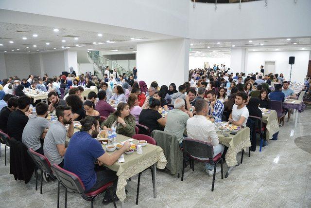 Uşak Üniversitesi’nde iftar vakti