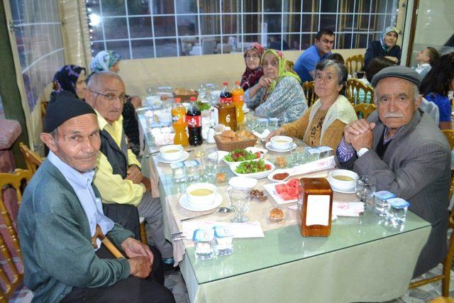 İkinci Bahar iftar yemeği