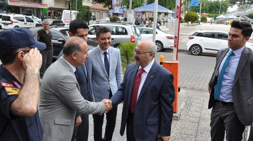 Vali Köşger’den Başkan Kaya’ya hayırlı olsun ziyareti