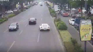 Arkadaşından ödünç aldığı Ferrari'yle kaza yaptı