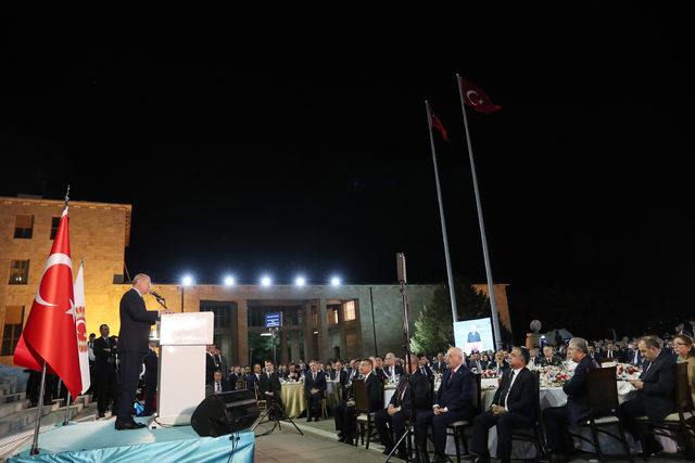 Erdoğan: Siyasi rekabet, bu büyük birlikteliğin engeli değil, tam tersi zenginliği olmalıdır