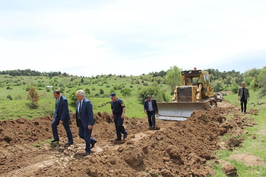 Dumlupınar&rsquo;da yangın yolu yapım ve onarım &ccedil;alışmaları