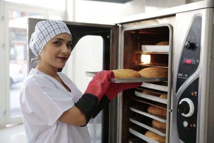 Anne-kız ev yapımı ürünleri AVM'lere ve otellere satıyor G1