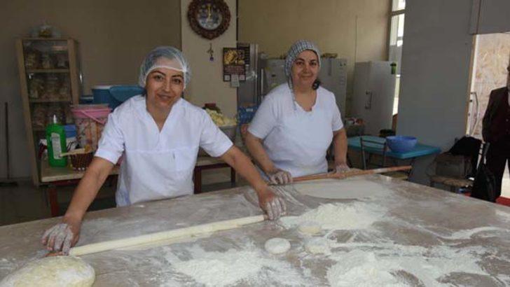 Anne-kız ev yapımı ürünleri AVM'lere ve otellere satıyor G4