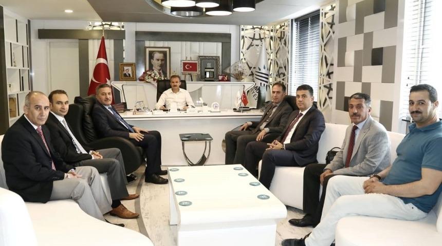 TP B&ouml;lge M&uuml;d&uuml;r&uuml; Aslandere Başkan Kılı&ccedil; ile bir araya geldi