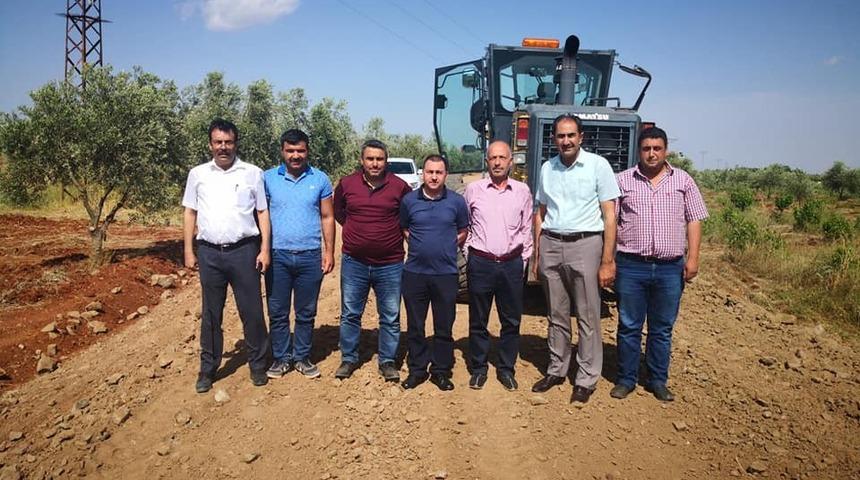 K&ouml;ylerin yollarının bakım onarımına başlandı