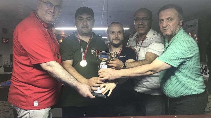 3 Bant bilardo turnuvası sona erdi