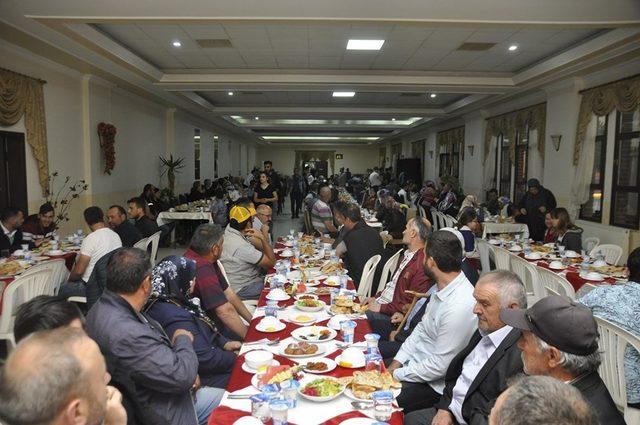 Başkan Sever belediye personeliyle iftarda buluştu