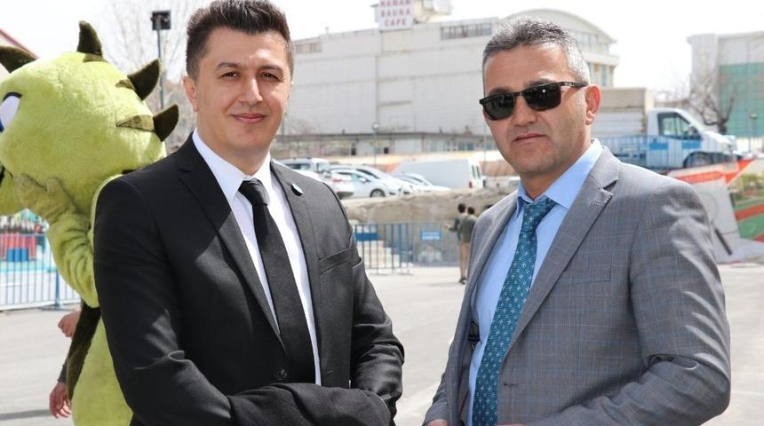 İranlılar Ramazan Bayramı’nı Van’da geçirecek