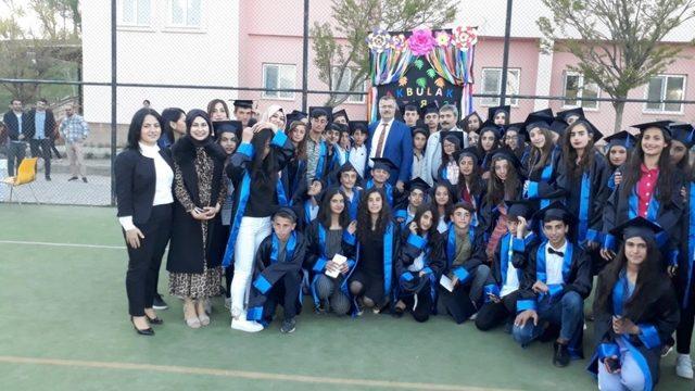 Müdür Tevke, YBO öğrencileriyle iftar açtı