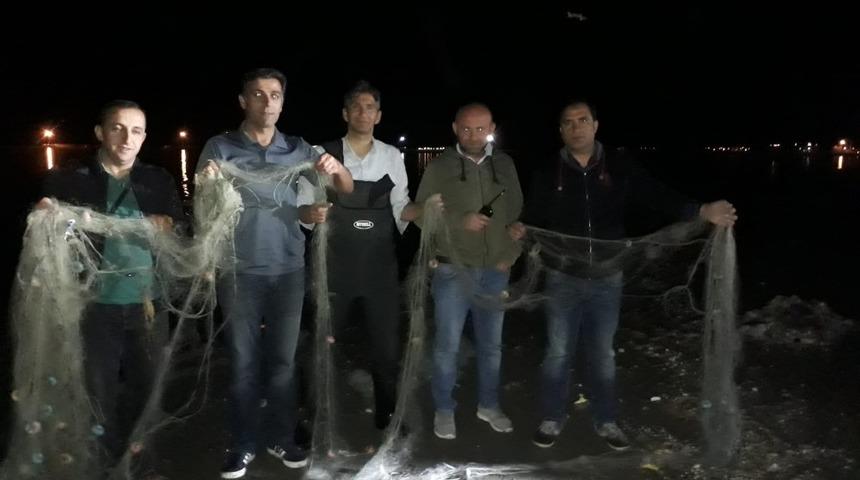 İnci kefali balığı i&ccedil;in gece n&ouml;beti