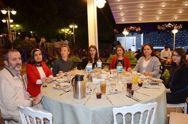 Keçiören Eğitim ve Araştırma Hastanesi çalışanları iftarda buluştu