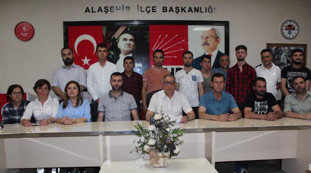 Alaşehir Belediye Başkanı'ndan yardımcısına 'geçmiş olsun' ziyareti (2)