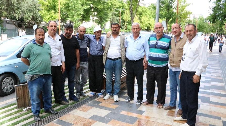 Maaşlarını alamayan şof&ouml;rler yardım istiyor