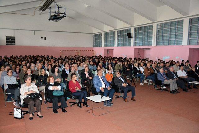 NASA’da çalışan tek Türk, Sinop’ta seminer verdi