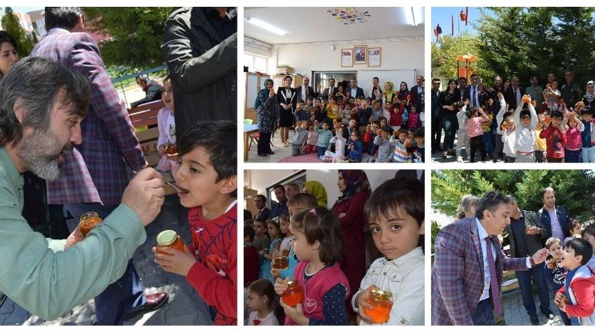 20 Mayıs D&uuml;nya Arı G&uuml;n&uuml;