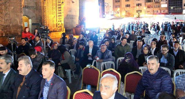 Prof. Dr. K&uuml;&ccedil;&uuml;kuğurlu Erzurum&rsquo;un camilerini anlattı 1