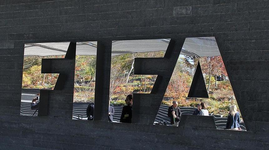 SON DAKİKA | Bursaspor'a transfer yasağı! FIFA kararını kulüp duyurdu