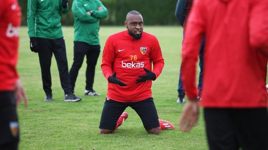 Kayserispor, Kana ile anlaşmayacak