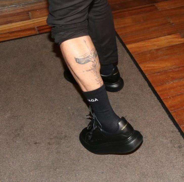 Türk oyuncunun cesur dövmesi G4