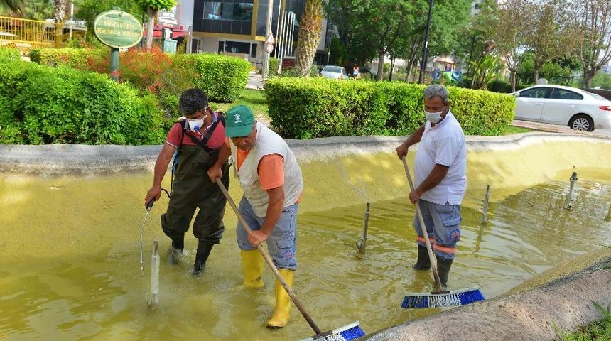 S&uuml;s havuzlarında temizlik zamanı