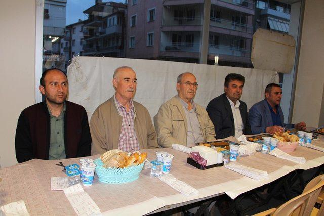 Kula protokolü, STSO’nun iftar programına katıldı