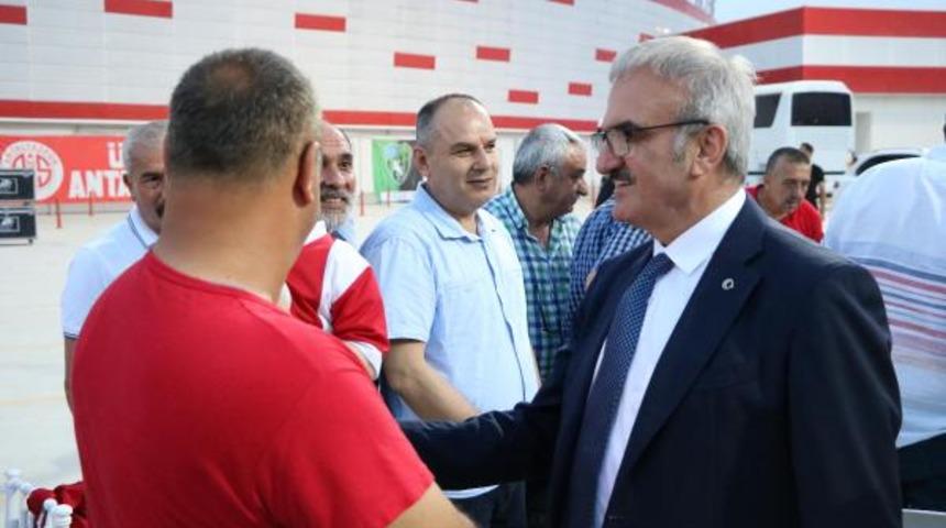 Antalyaspor taraftarı iftarda buluştu