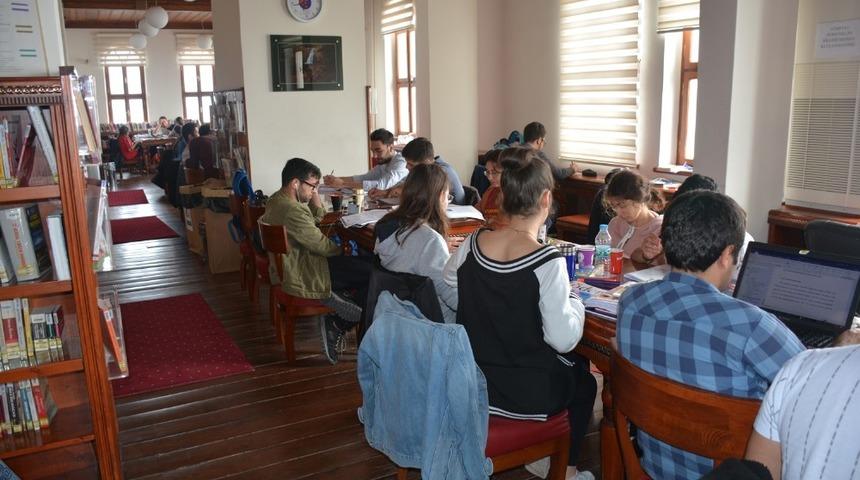 Akarslan: &ldquo;Sinop okuyan bir kent&rdquo;