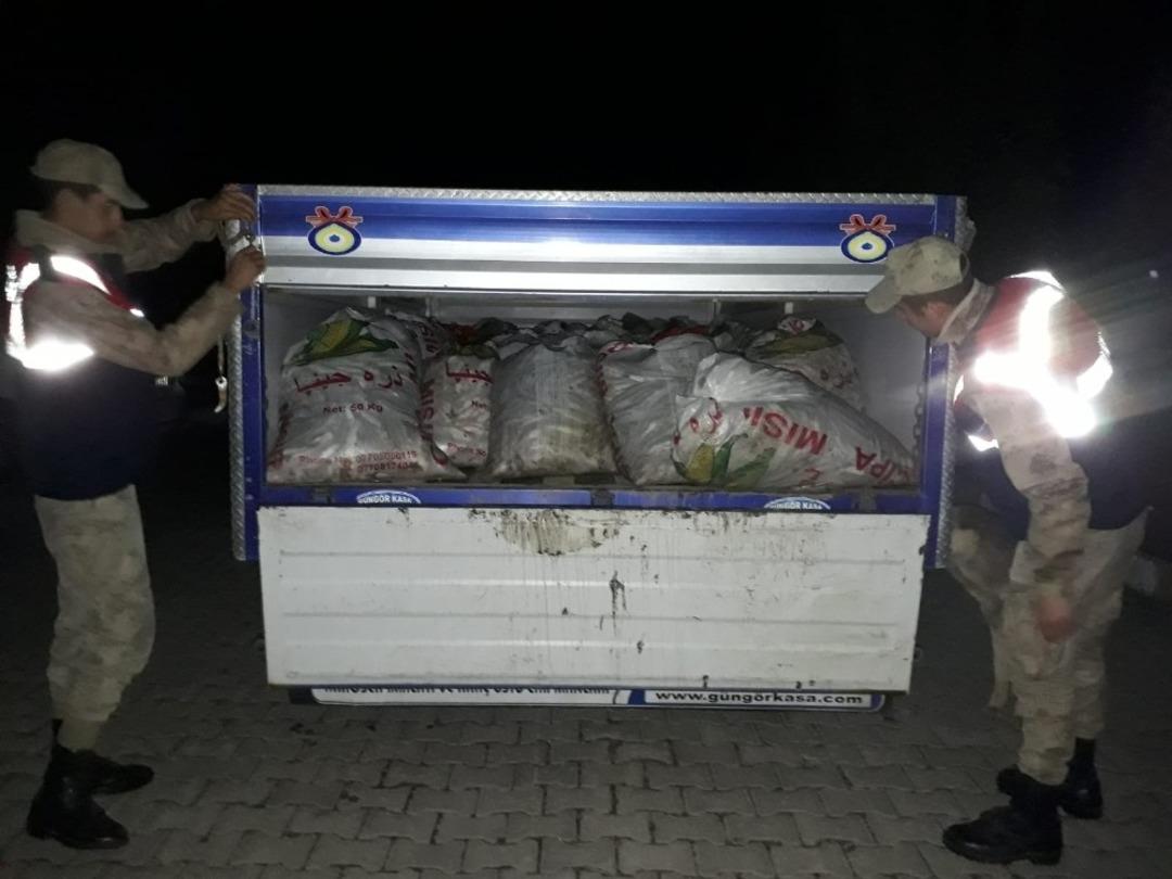 &Ccedil;aldıran ve Muradiye&rsquo;de 5 bin 500 kilo balık ele ge&ccedil;irildi