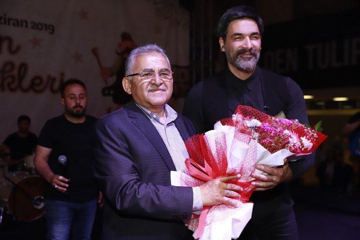 Uğur Işılak Kayseri’de sevenleriyle buluştu G5