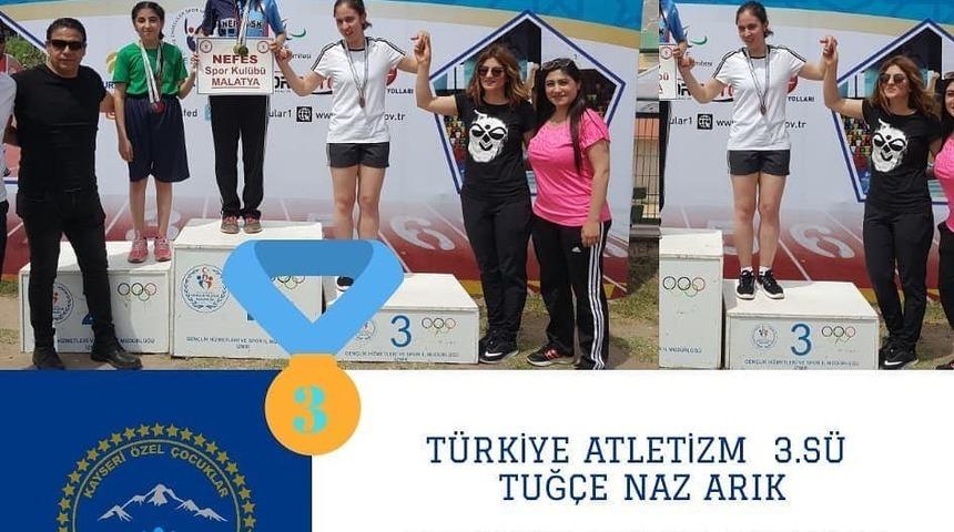 &Ouml;zel sporculardan &ouml;zel dereceler