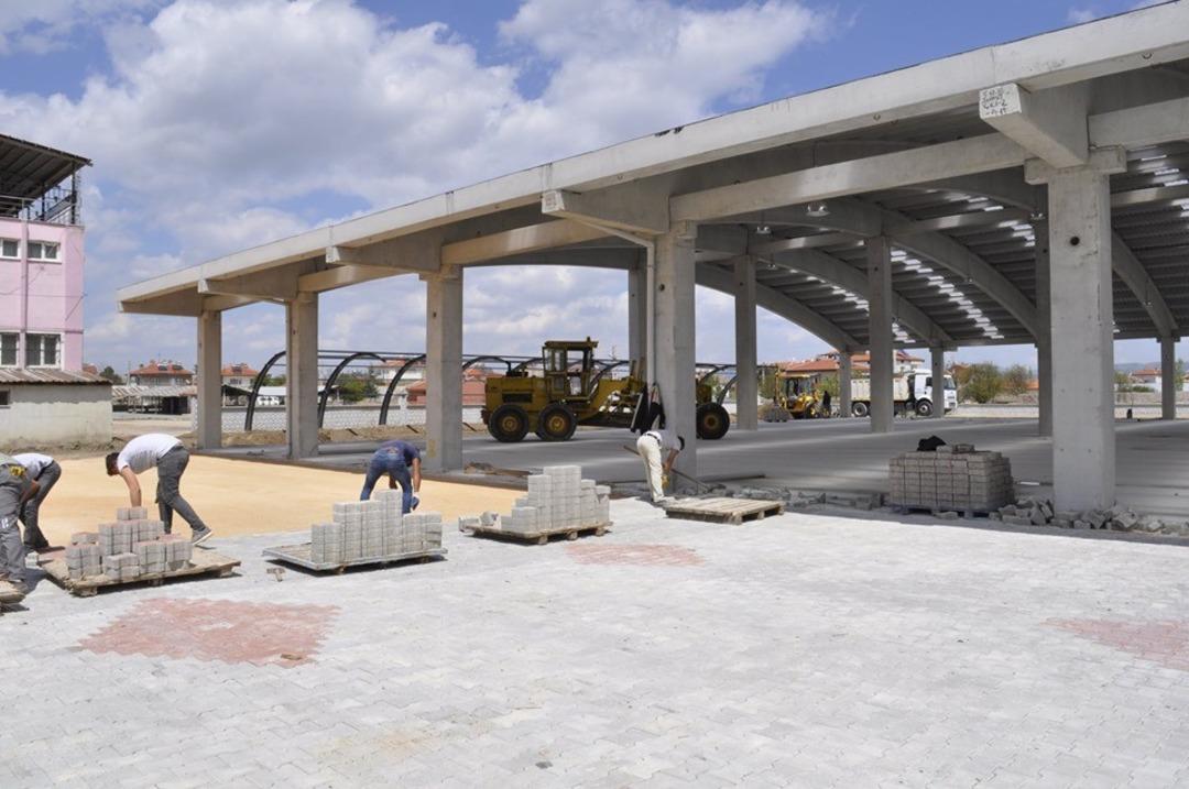 Şuhut&rsquo;a yakışır modern kapalı pazar yeri