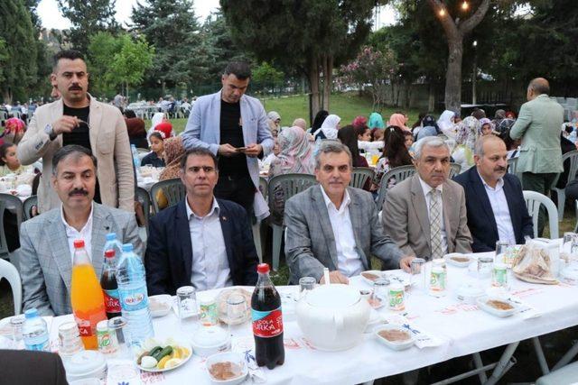 Göçmenler iftarda buluştu