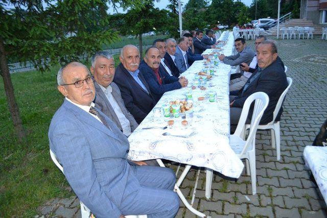 Çaycuma Müftülüğünün  iftar yemeği